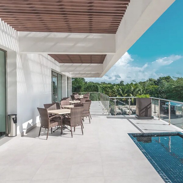 Porcea Aura White Porcelain Paver